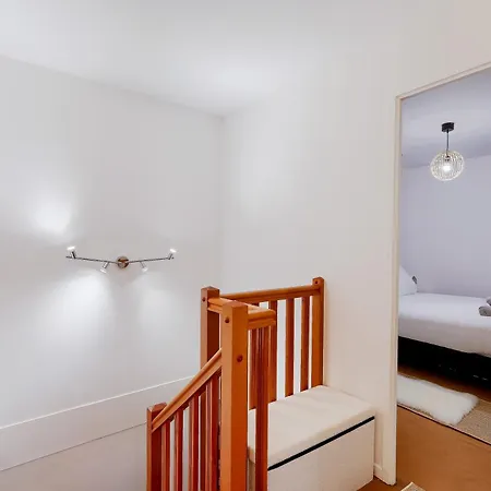 Elegance Familiale - Confort & Jardin Apartmán *
