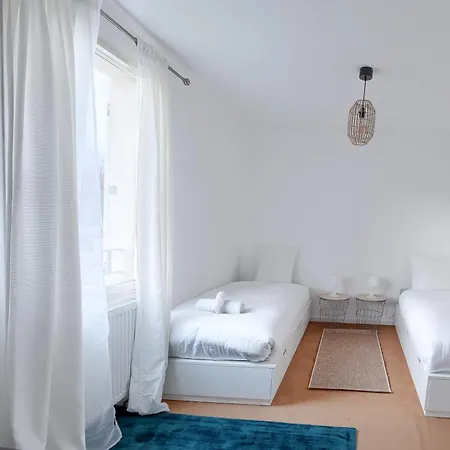 Elegance Familiale - Confort & Jardin Cormeilles-en-Parisis